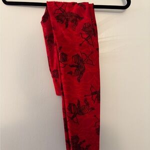 LuLaRoe OS Leggings - Valentines Day Cupid
